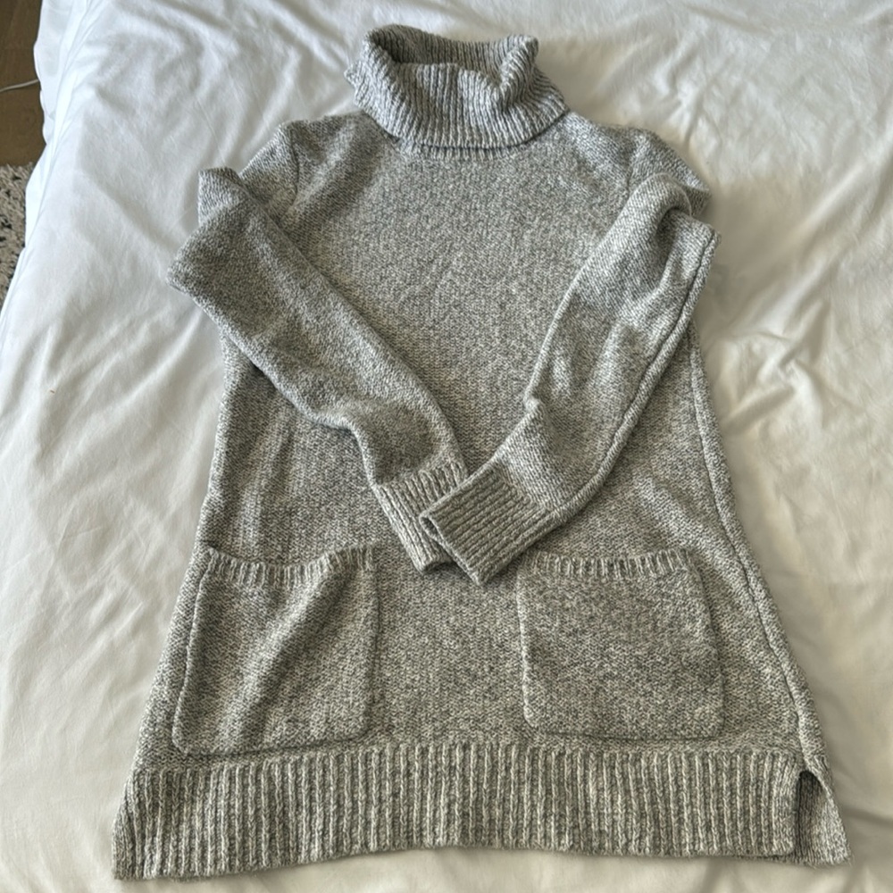 Women’s LOFT Long Sweater
